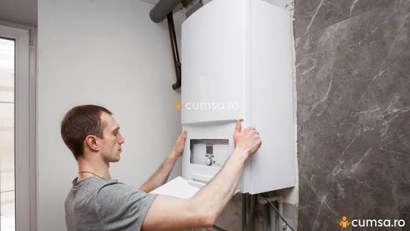 Montaj centrală termică albă nouă pe perete, reglare și testare instalație gaz